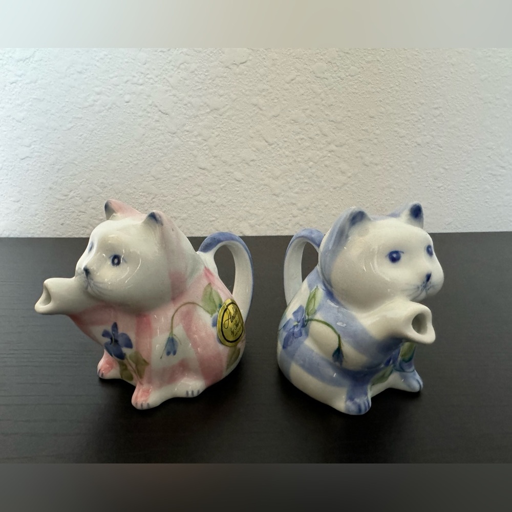 Vtg. Andrea By Sadek 2 Pcs. Kitten Pitcher Creamer Pink and Blue W/Flowers 2.5”